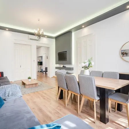 Apartment Real Zichy *