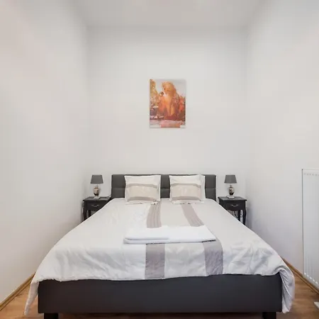 Apartment Real Zichy