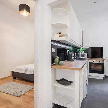 Real Zichy Apartment Budapest
