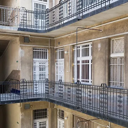 Real Zichy Apartamento