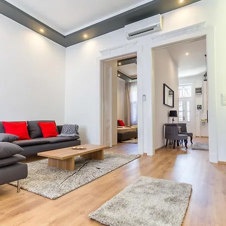 Real Zichy Apartment