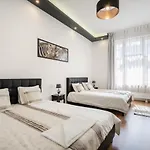 Real Zichy Apartamento